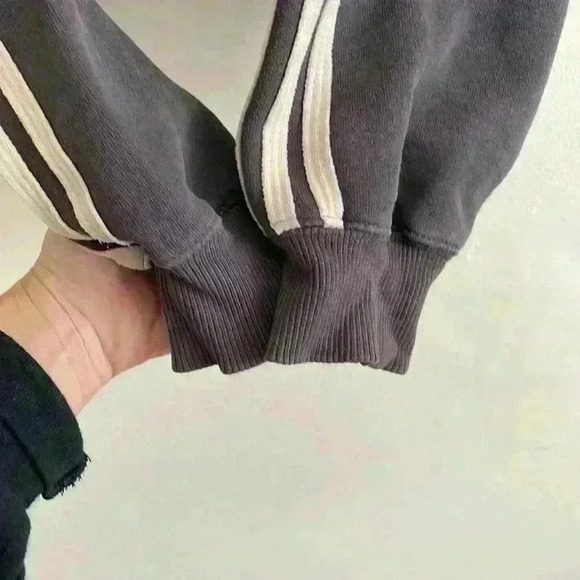 Adidas Custom Vintage Sweatshirt - Picture 8 of 9